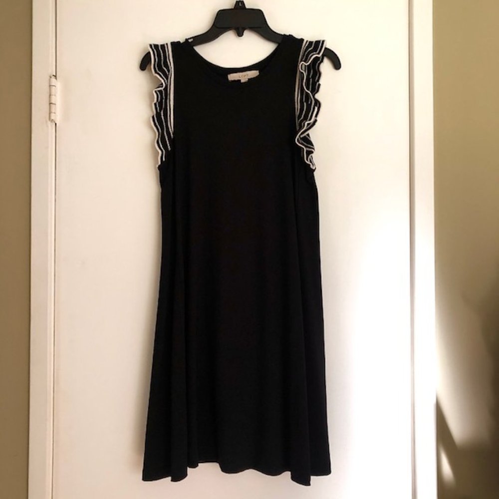 LOFT Black Ruffle Sleeveless Swing Dress s…